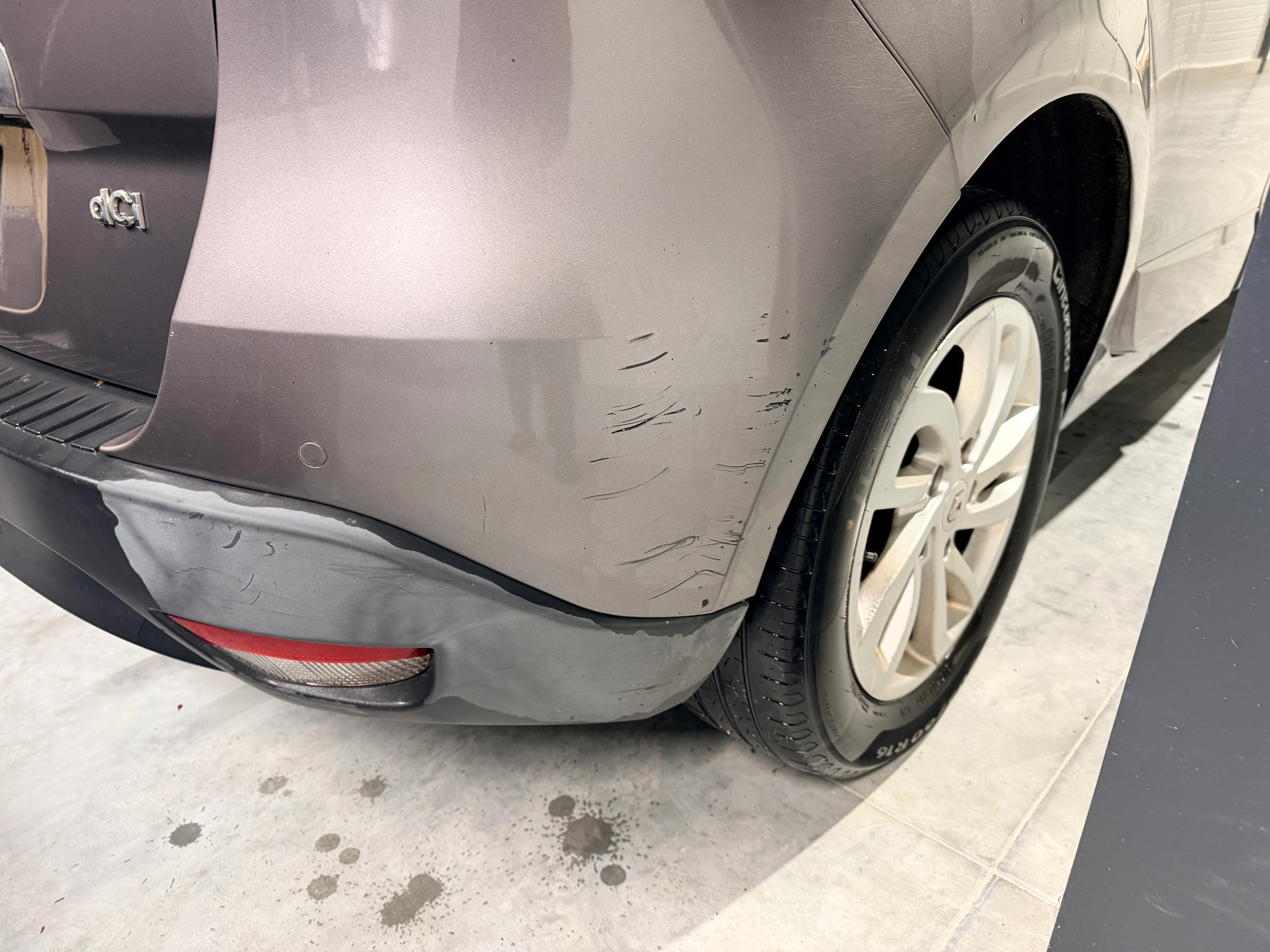 Image secondaire de Renault Scénic 2012 HDI 130 cv