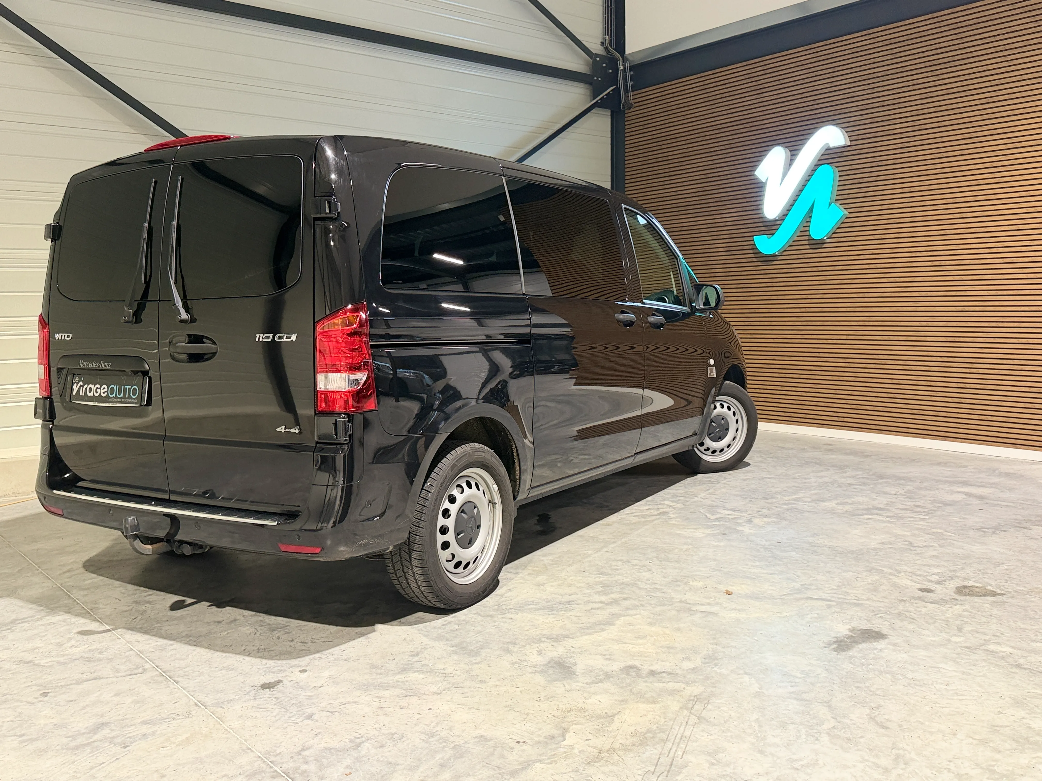 Image secondaire de Mercedes Vito Mixto 119CDI 190cv 4MATIC 7G