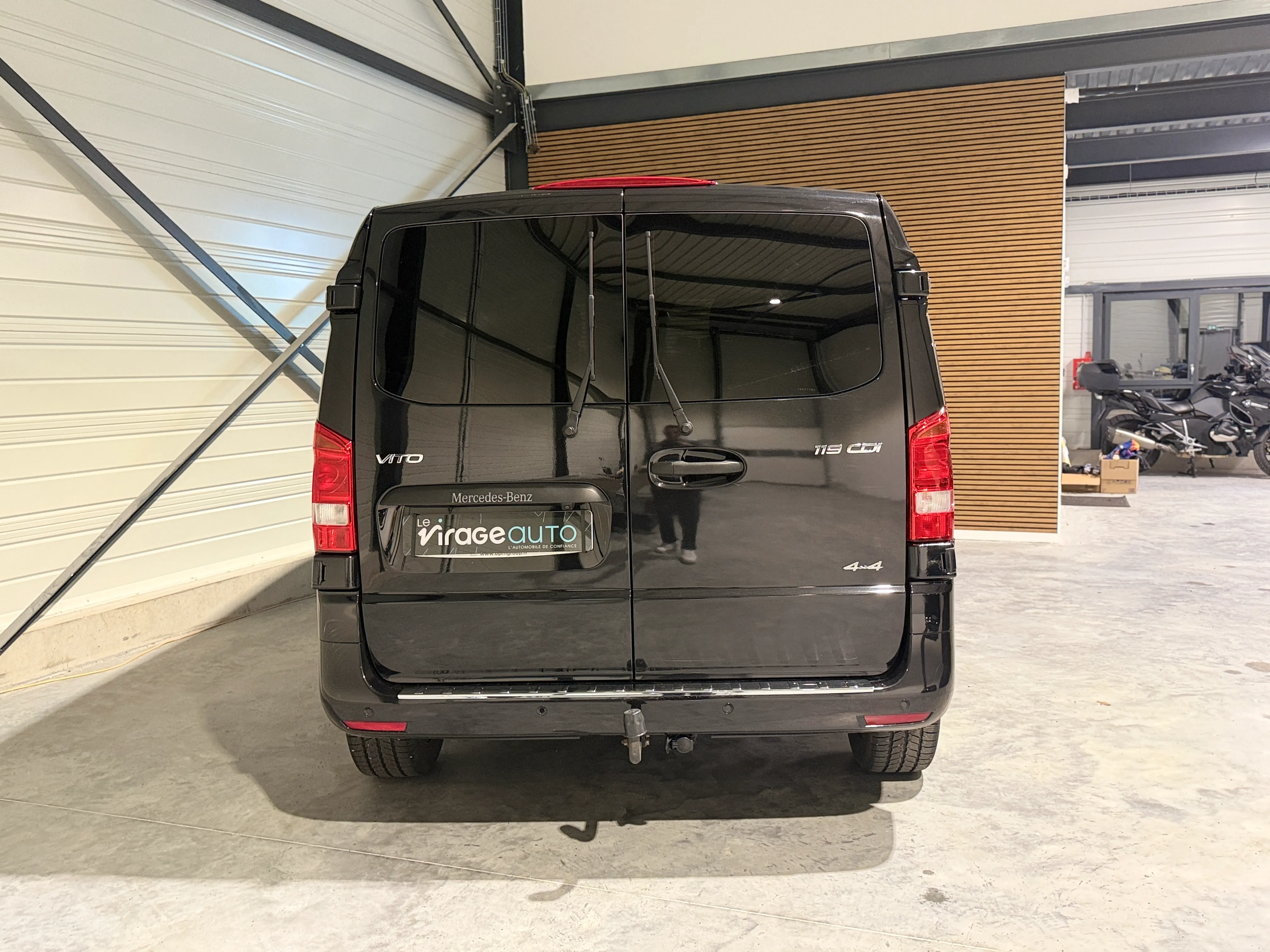 Image secondaire de Mercedes Vito Mixto 119CDI 190cv 4MATIC 7G