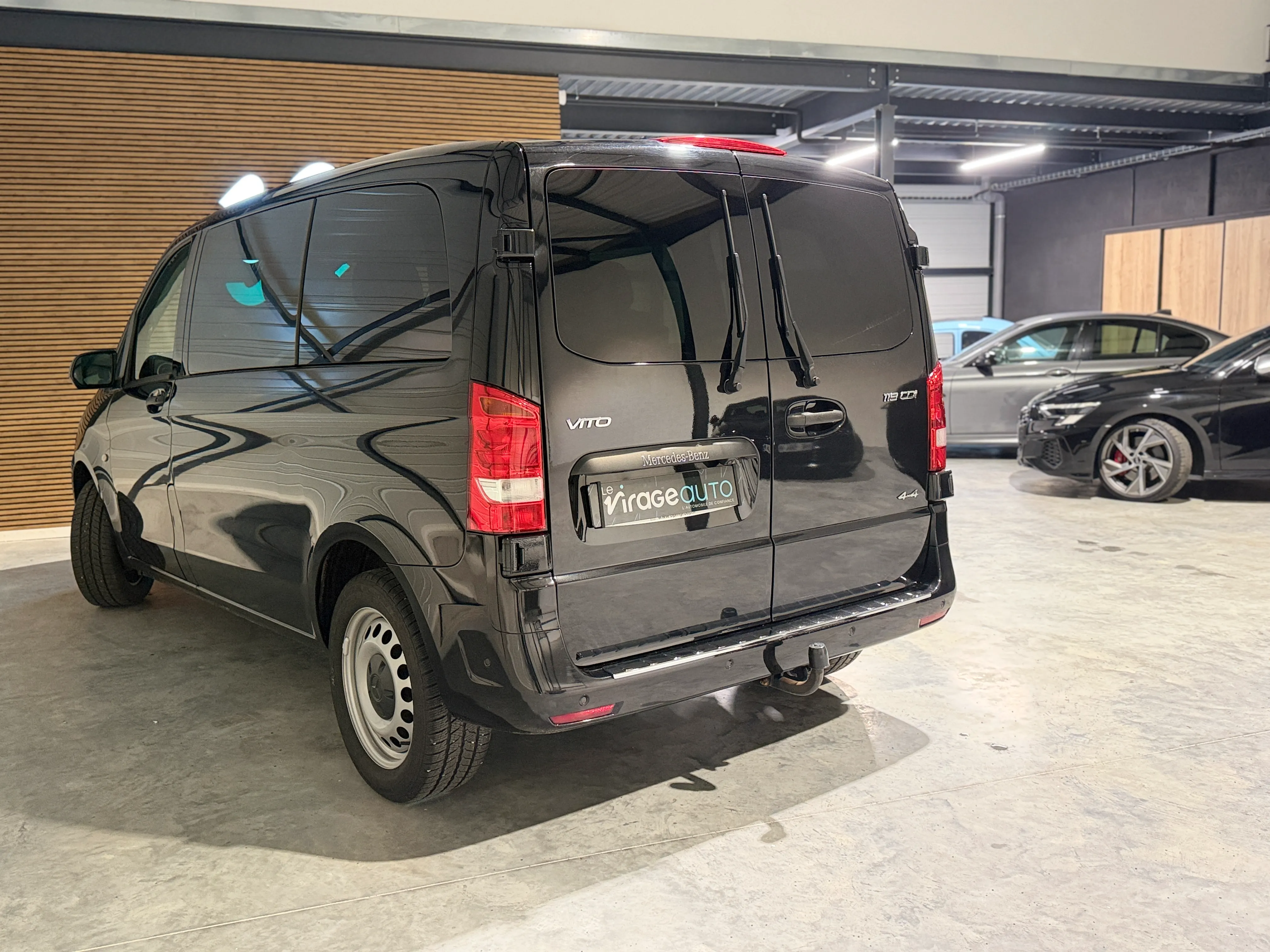 Image secondaire de Mercedes Vito Mixto 119CDI 190cv 4MATIC 7G