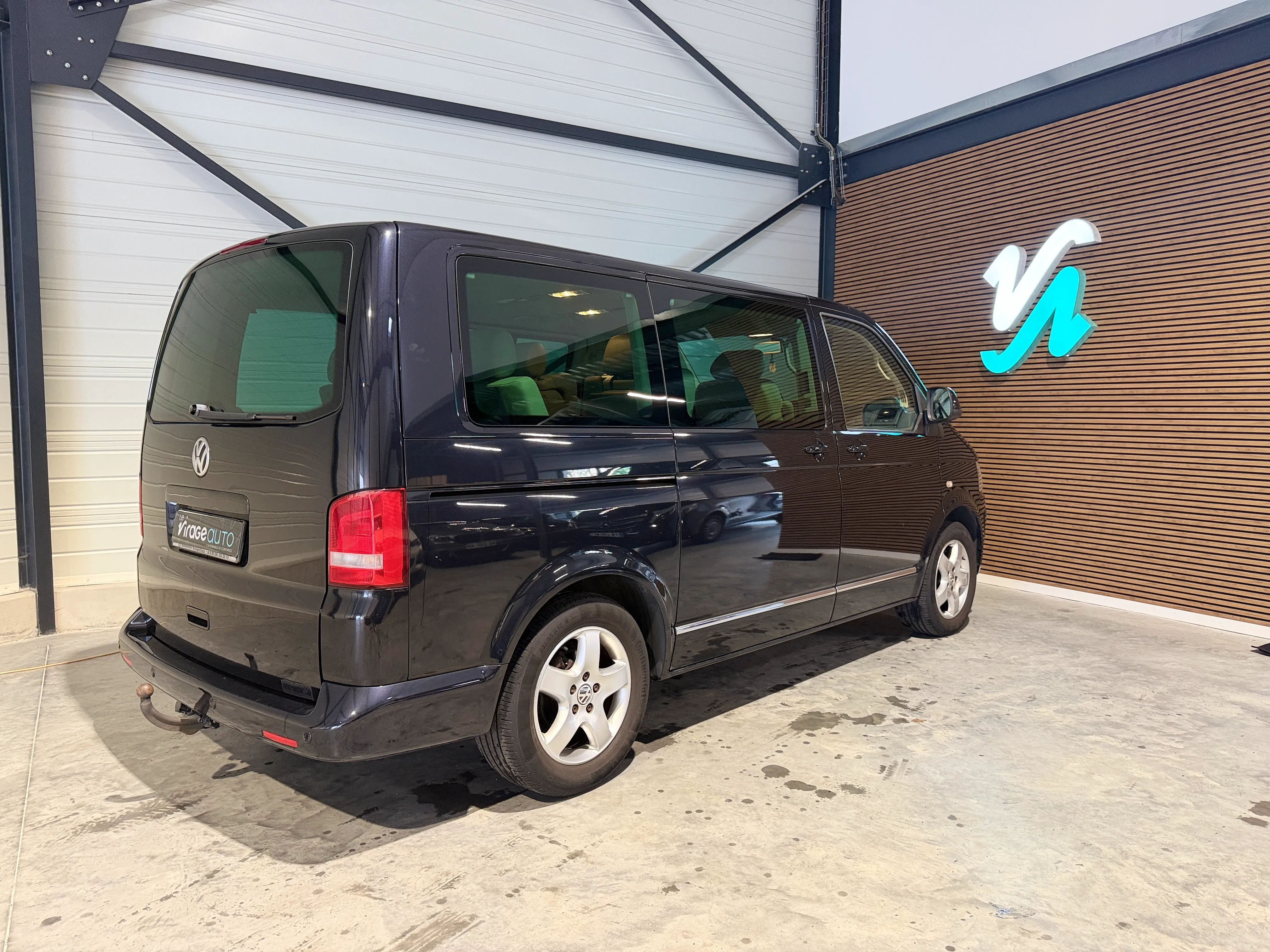 Image secondaire de Volkswagen Multivan T5 2L TDI 180 cv
