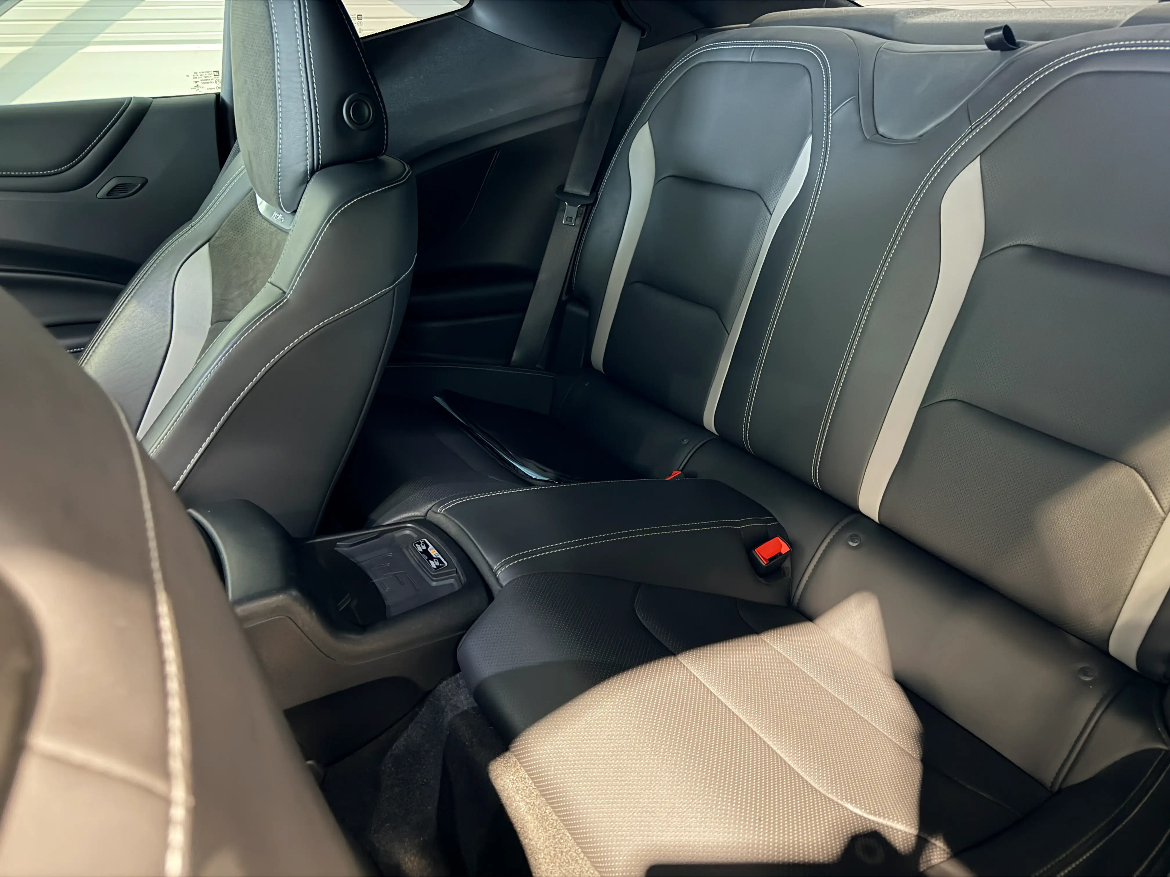 Image secondaire de Chevrolet Camaro SS 6.2 V8 453 cv 