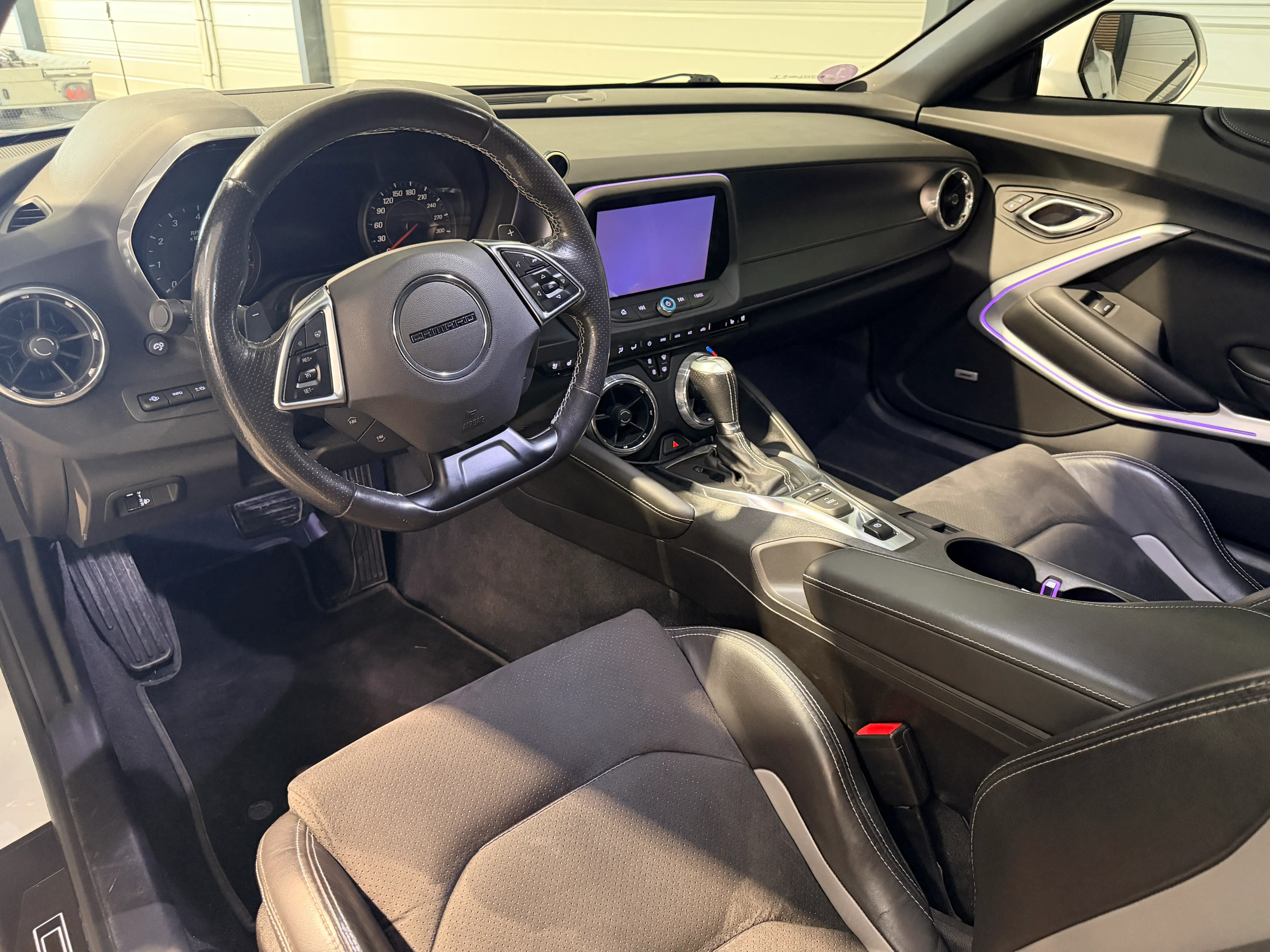 Image secondaire de Chevrolet Camaro SS 6.2 V8 453 cv 