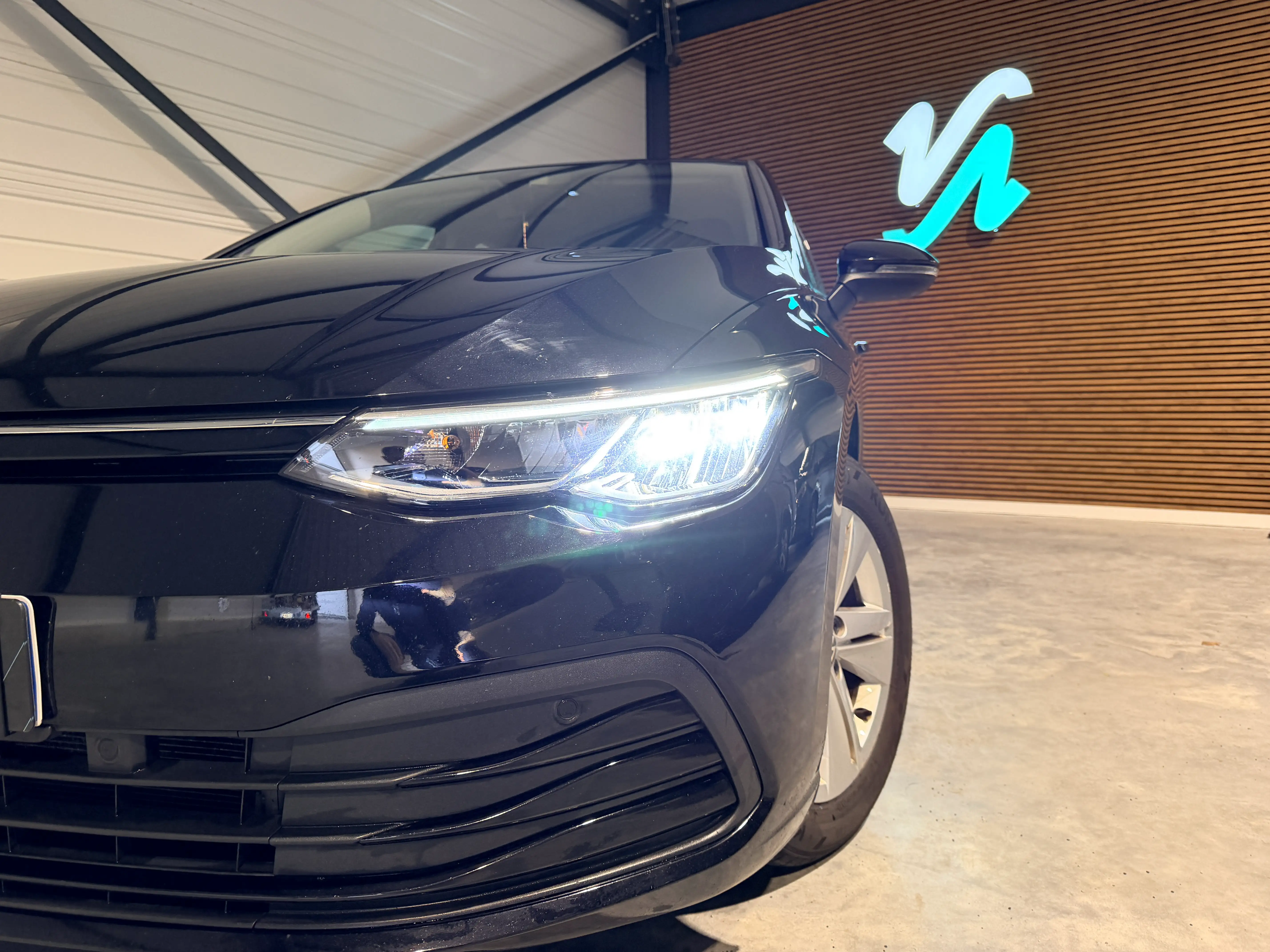 Image secondaire de Volkswagen Golf 8 1.5 TSI ACT OPF 130ch Life Business  