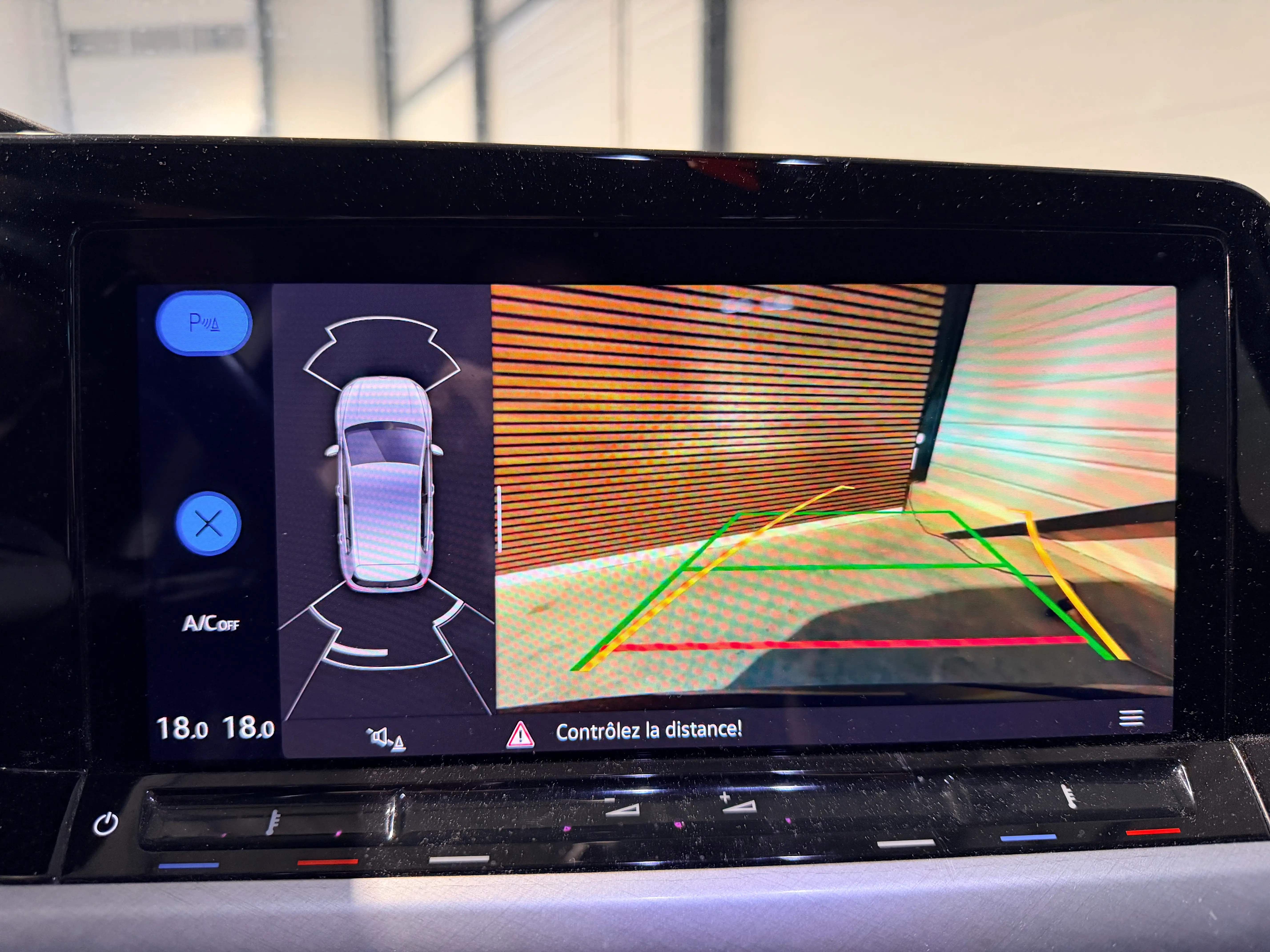 Image secondaire de Volkswagen Golf 8 1.5 TSI ACT OPF 130ch Life Business  