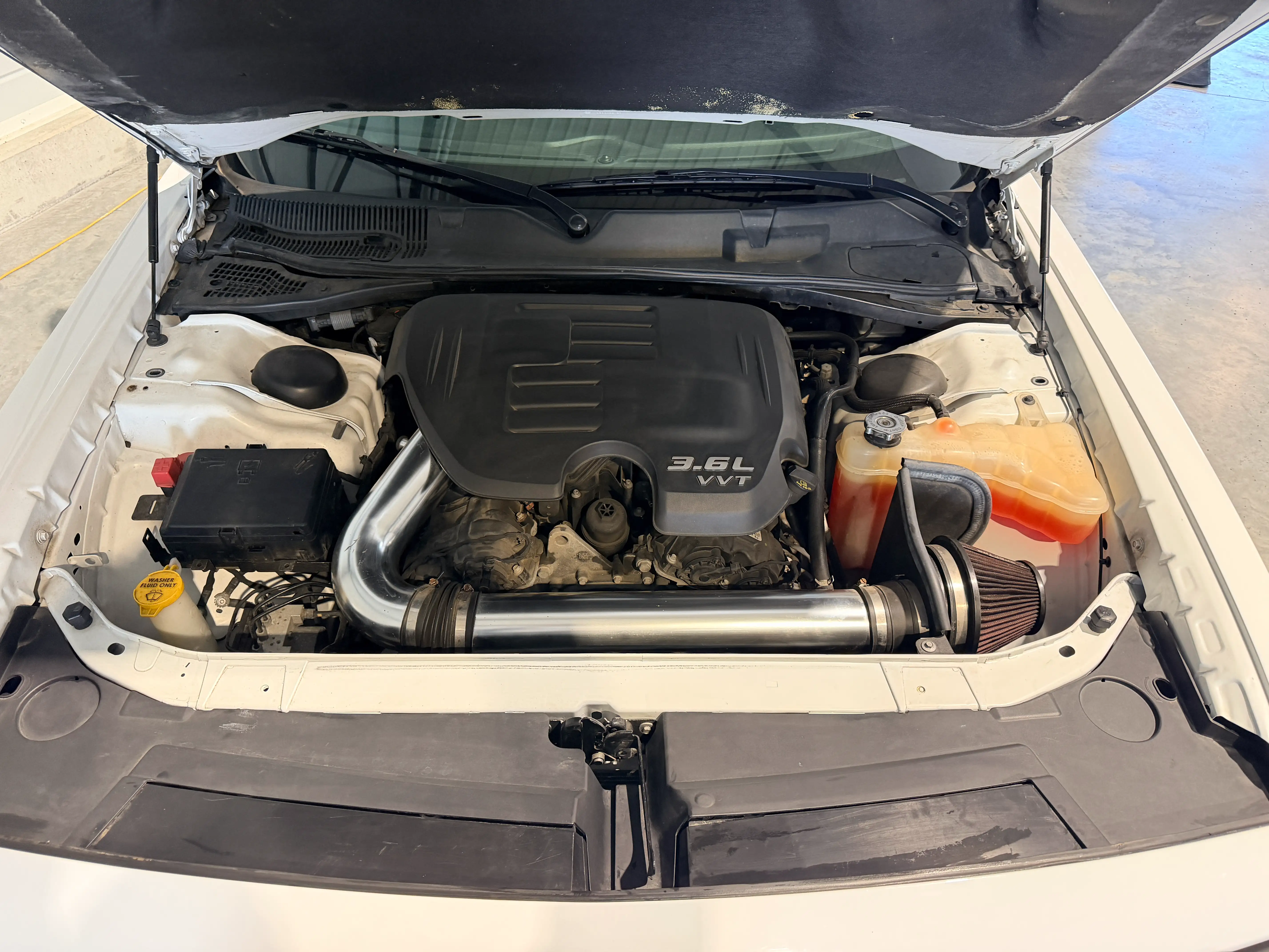 Image secondaire de Dodge Challenger SXT 3.6 V6 309 cv 