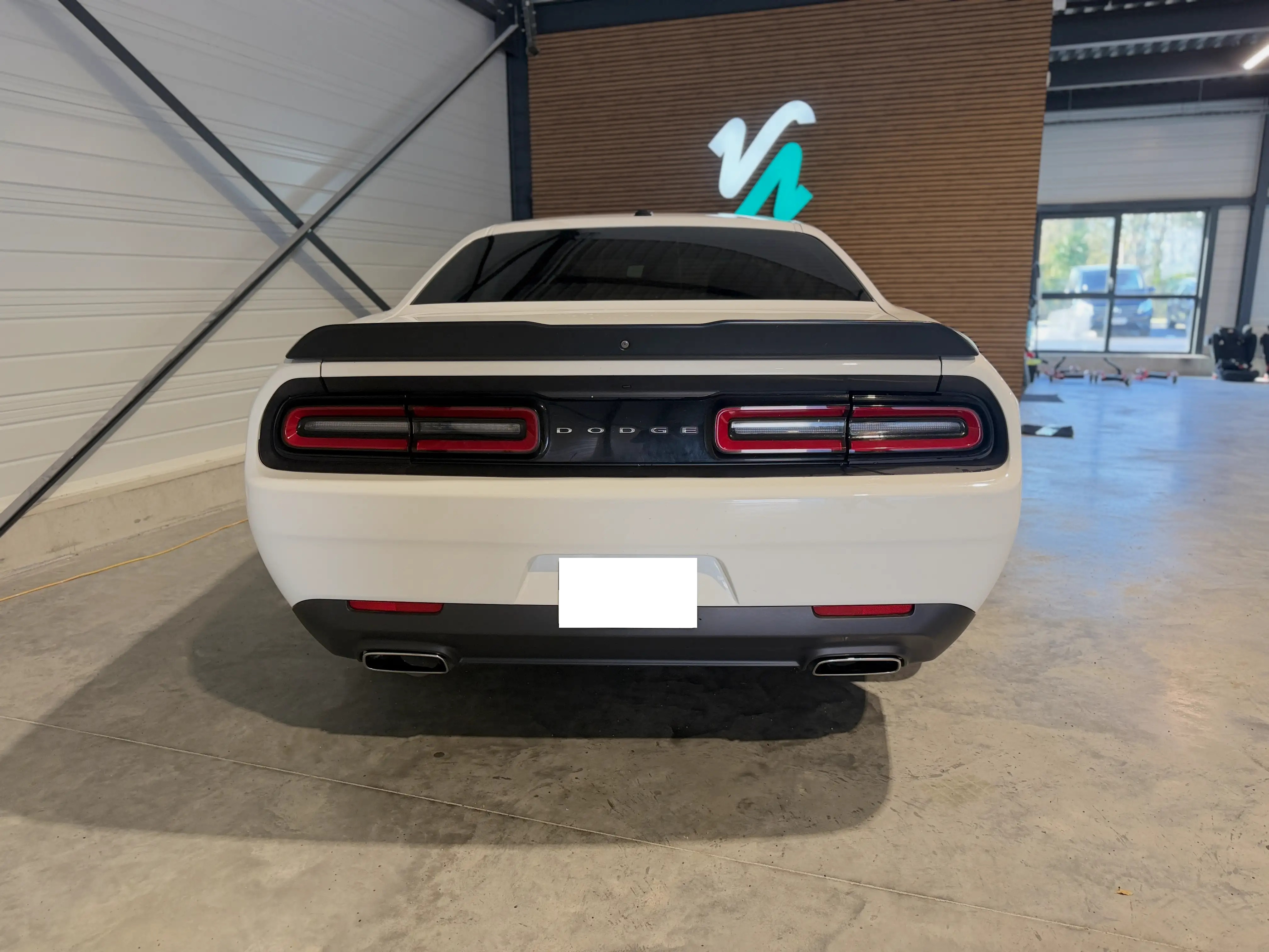Image secondaire de Dodge Challenger SXT 3.6 V6 309 cv 