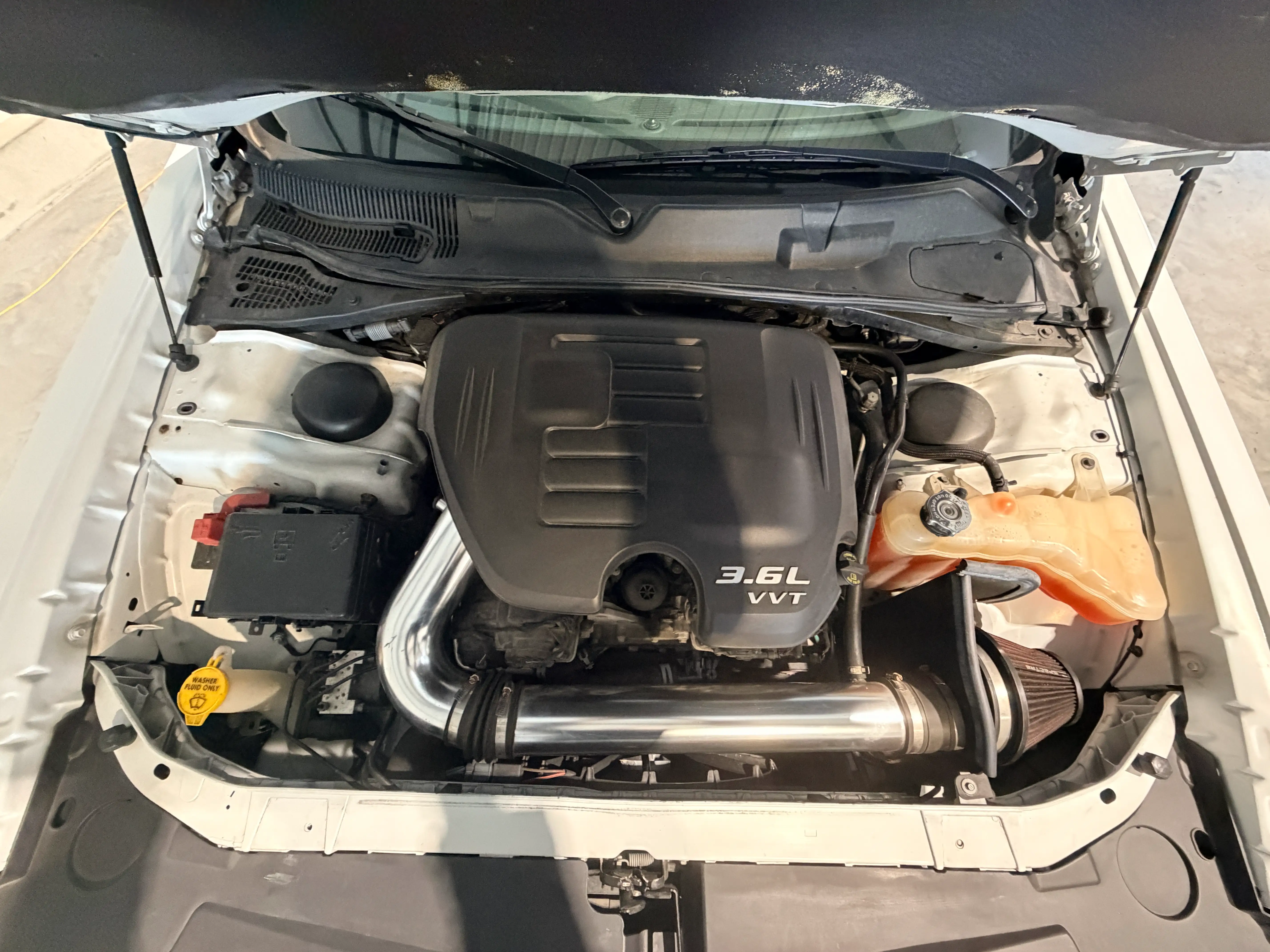 Image secondaire de Dodge Challenger SXT 3.6 V6 309 cv 